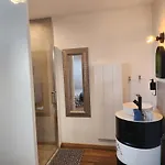 Dans Les Vignes D'epernay, Maison Avec Vue Spectaculaire